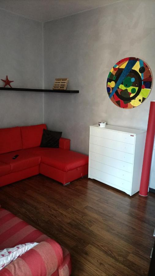 House Of Fly With Sea View, Front The Beach Савона Екстериор снимка